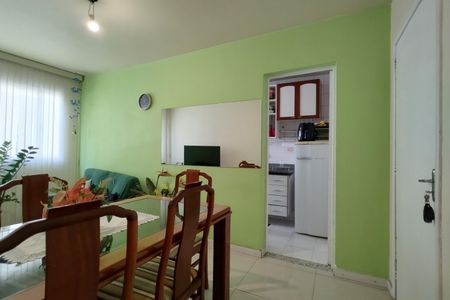 Apartamento à venda com 52m², 2 quartos e 1 vagaSala
