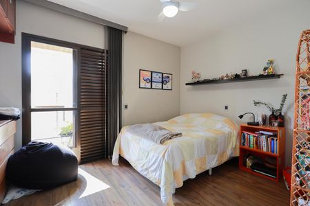 Apartamento à venda com 174m², 3 quartos e 2 vagasSuíte 2