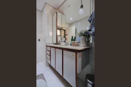 Apartamento à venda com 174m², 3 quartos e 2 vagasBanheiro da suíte 1