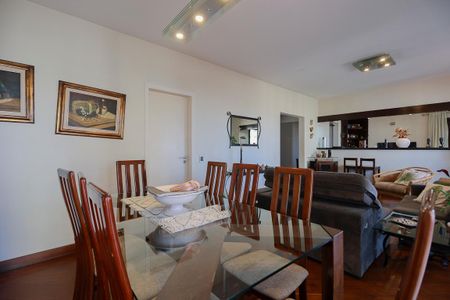 Apartamento à venda com 174m², 3 quartos e 2 vagasSala de estar