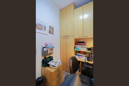 Apartamento à venda com 174m², 3 quartos e 2 vagasEscritório