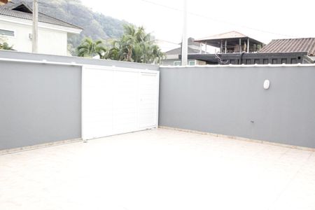 Casa de condomínio à venda com 160m², 3 quartos e 2 vagasGaragem