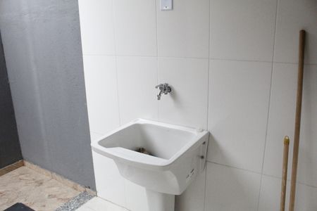 Casa de condomínio à venda com 160m², 3 quartos e 2 vagasÁrea de Serviço