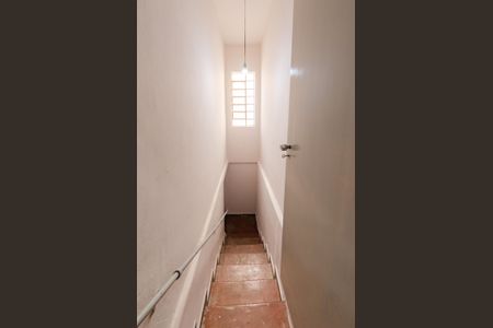 Casa à venda com 310m², 4 quartos e 1 vagaEscada área de serviço