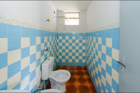 Casa à venda com 310m², 4 quartos e 1 vagaCasa 3 - Banheiro