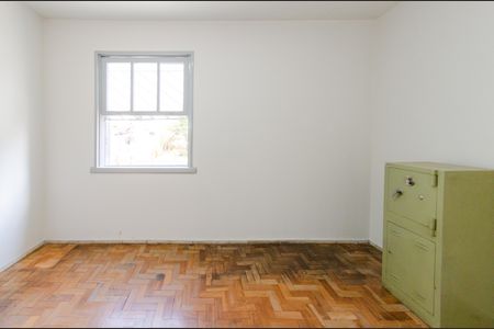 Casa à venda com 310m², 4 quartos e 1 vagaQuarto 4