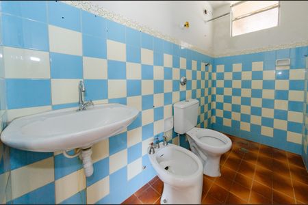 Casa à venda com 310m², 4 quartos e 1 vagaCasa 3 - Banheiro