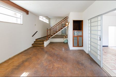 Casa à venda com 310m², 4 quartos e 1 vagaSala