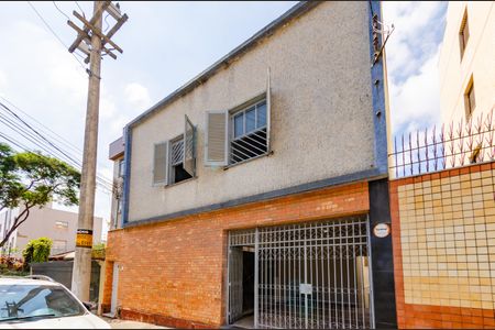 Casa à venda com 310m², 4 quartos e 1 vagaFachada