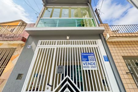 Casa à venda com 153m², 3 quartos e 1 vagaFachada