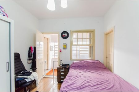 Casa à venda com 456m², 4 quartos e 2 vagasQuarto 4