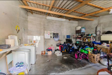 Casa à venda com 456m², 4 quartos e 2 vagasÁrea de Serviço