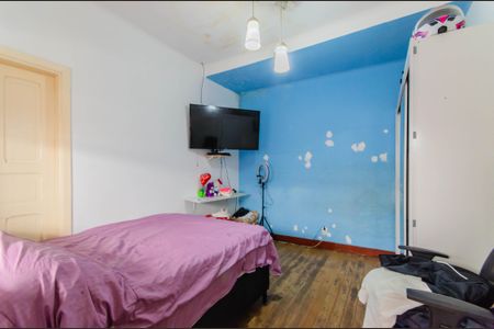 Casa à venda com 456m², 4 quartos e 2 vagasQuarto 4