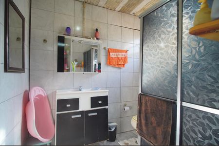 Casa à venda com 357m², 4 quartos e 2 vagasBanheiro 2