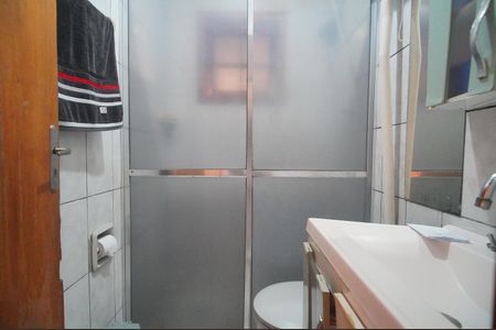 Casa à venda com 357m², 4 quartos e 2 vagasBanheiro 1