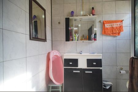 Casa à venda com 357m², 4 quartos e 2 vagasBanheiro 2