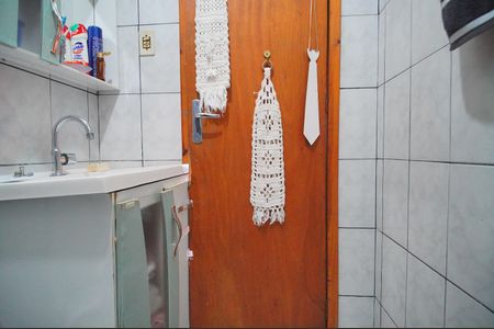 Casa à venda com 357m², 4 quartos e 2 vagasBanheiro 1