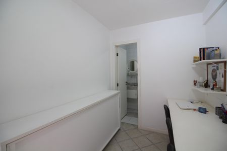 Apartamento à venda com 150m², 4 quartos e 2 vagasQuarto de Serviço