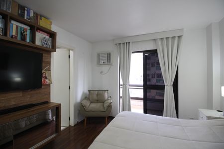 Apartamento à venda com 150m², 4 quartos e 2 vagasSuíte