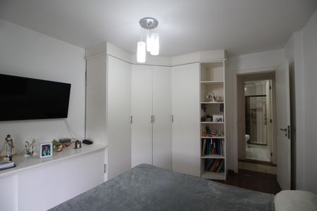 Apartamento à venda com 150m², 4 quartos e 2 vagasQuarto 1