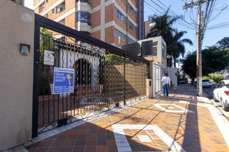 Casa para alugar com 103m², 3 quartos e 2 vagasFachada