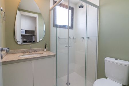 Banheiro de kitnet/studio para alugar com 1 quarto, 28m² em Butantã, São Paulo