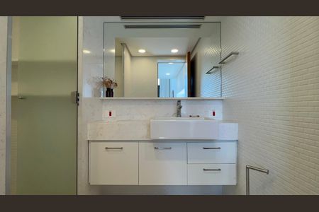 Apartamento à venda com 107m², 1 quarto e 1 vagaBanheiro