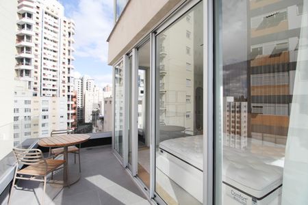 Apartamento à venda com 179m², 2 quartos e 1 vaga Apartamento à venda com 179m², 2 quartos e 1 vagaVaranda da Suíte 1