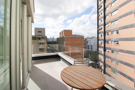 Apartamento à venda com 179m², 2 quartos e 1 vaga Apartamento à venda com 179m², 2 quartos e 1 vagaVaranda da Suíte 1