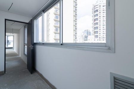 Apartamento à venda com 179m², 2 quartos e 1 vagaÁrea de Serviço