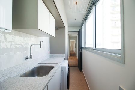Apartamento à venda com 179m², 2 quartos e 1 vaga Apartamento à venda com 179m², 2 quartos e 1 vagaÁrea de Serviço