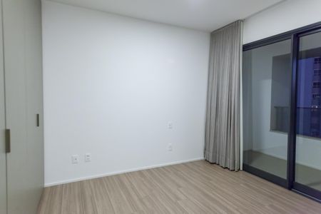 Apartamento à venda com 76m², 2 quartos e 2 vagas Apartamento à venda com 76m², 2 quartos e 2 vagasSuíte