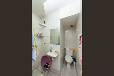 Casa à venda com 380m², 2 quartos e 3 vagasCasa 3 - Banheiro 