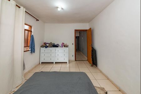 Casa à venda com 380m², 2 quartos e 3 vagasCasa 2 - Quarto 1