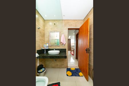 Casa à venda com 380m², 2 quartos e 3 vagasBanheiro Social