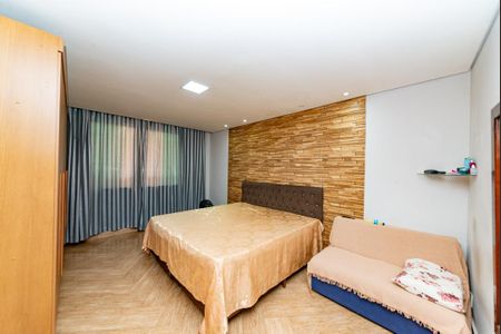 Casa à venda com 380m², 2 quartos e 3 vagasQuarto 1