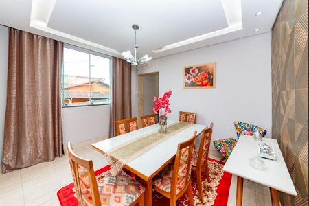 Casa à venda com 380m², 2 quartos e 3 vagasSala 2