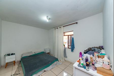 Casa à venda com 380m², 2 quartos e 3 vagasCasa 2 - Quarto 1