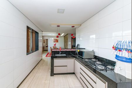 Casa à venda com 380m², 2 quartos e 3 vagasCozinha