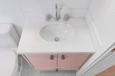 Apartamento para alugar com 57m², 2 quartos e 1 vaga Apartamento para alugar com 57m², 2 quartos e 1 vagaBanheiro da Suíte