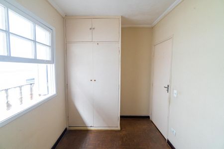 Quarto 1 de casa para alugar com 3 quartos, 500m² em Vila Alexandria, São Paulo