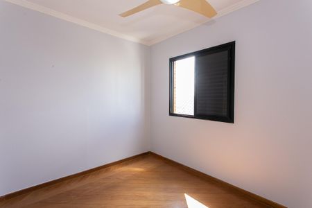 Apartamento à venda com 84m², 3 quartos e 2 vagasQuarto 2