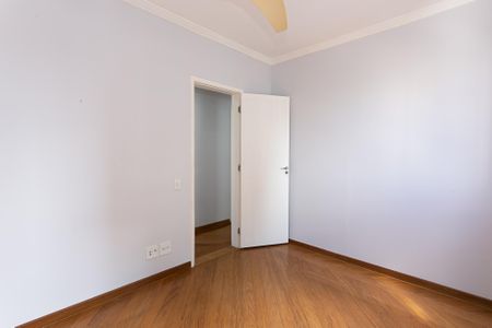 Apartamento à venda com 84m², 3 quartos e 2 vagasQuarto 2