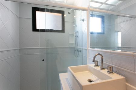 Apartamento à venda com 84m², 3 quartos e 2 vagasBanheiro da Suíte