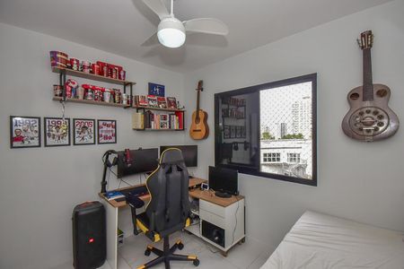 Apartamento à venda com 125m², 3 quartos e 2 vagasQuarto 2