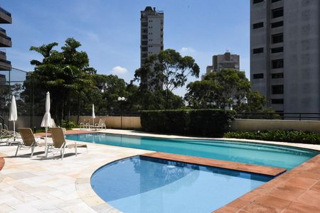 Apartamento à venda com 125m², 3 quartos e 2 vagas Apartamento à venda com 125m², 3 quartos e 2 vagasPiscina
