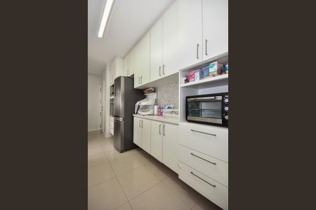Apartamento à venda com 125m², 3 quartos e 2 vagasCozinha
