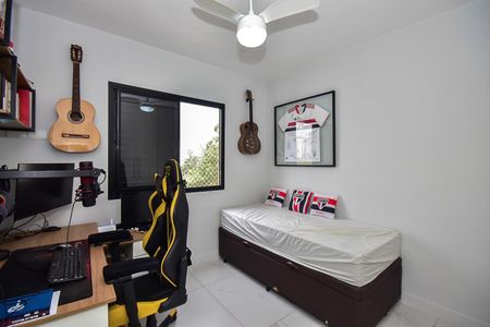 Apartamento à venda com 125m², 3 quartos e 2 vagasQuarto 2