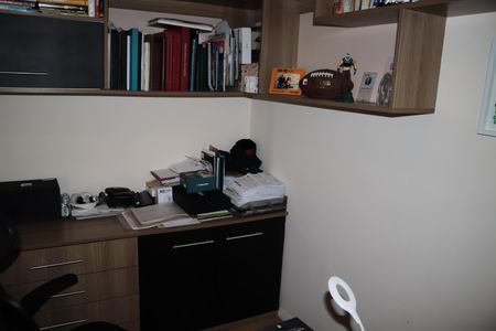 Apartamento à venda com 180m², 3 quartos e 1 vagaEscritório