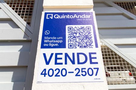 Casa à venda com 355m², 4 quartos e 5 vagasPlaca